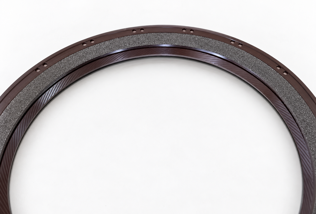 Crankshaft Oil Seal (Rear) for ISUZU 4JB1 / JMC   493 / JAC 1040 / Foton 8-97071561-1